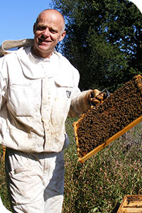UTPLA apiculteur Renald POULAIN