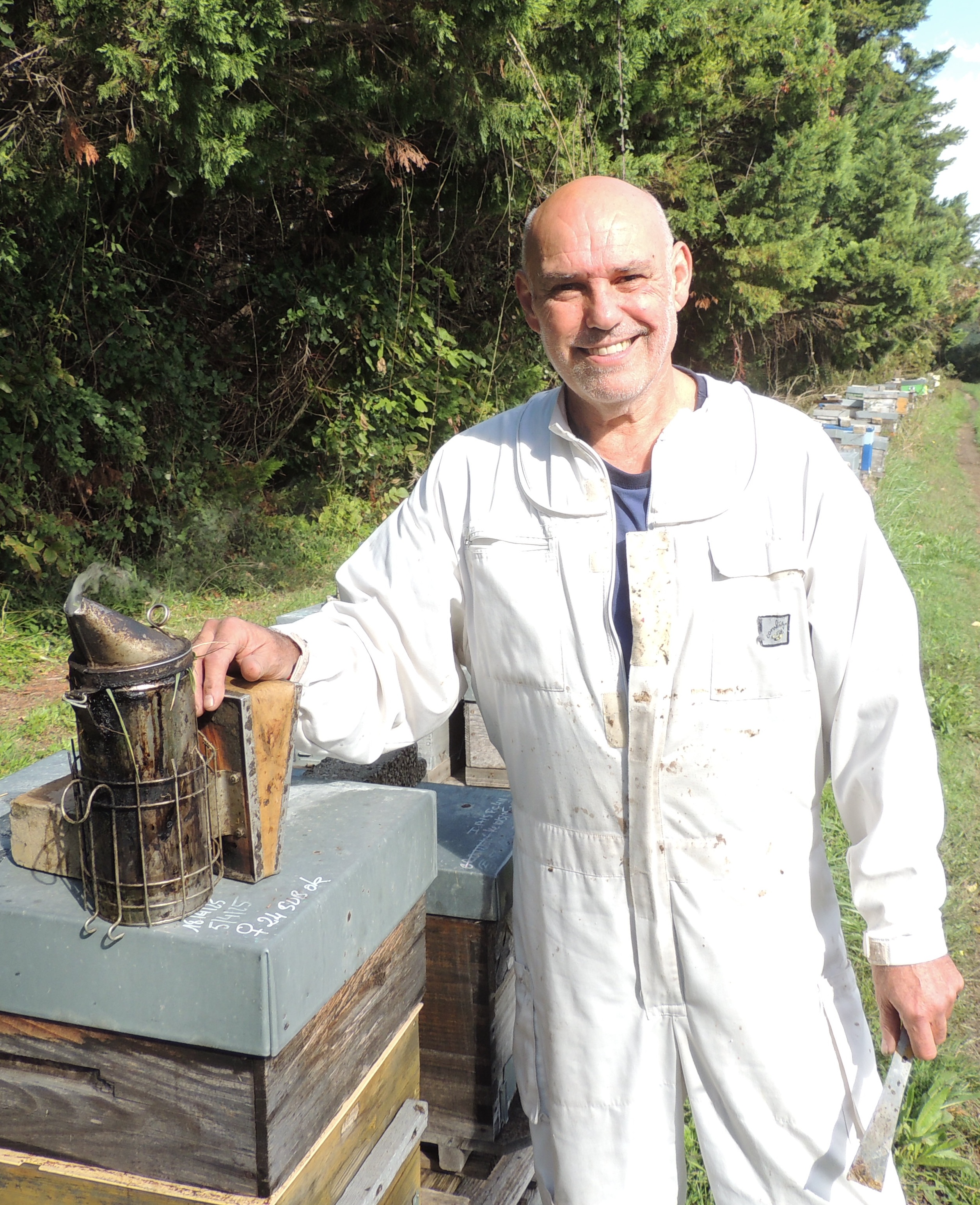 UTPLA apiculteur Philippe HUGUEL