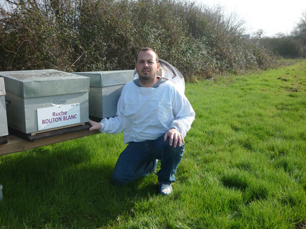 La ruche Bouton blanc